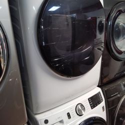 G.E WASHER AND GAS DRYER EVERYTHING GOOD 