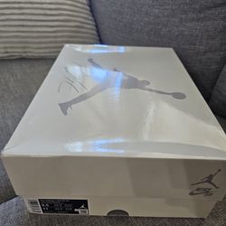 New Jordan 3 SB navy size 9.5 new with receipt NO TRADES!! NO LOW BALLERS