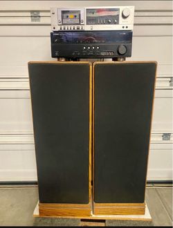 Vintage Audio System With Speakers