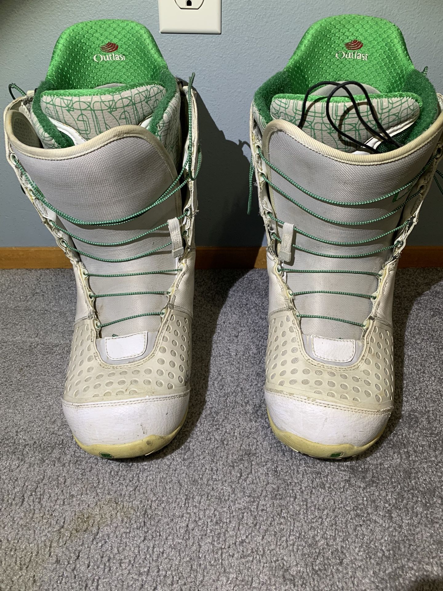 Used Burton Imprint 4 Snowboarding Boots