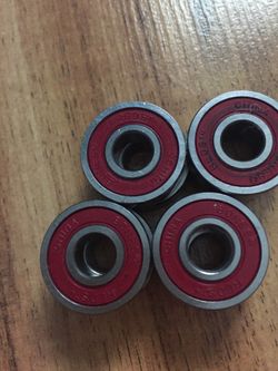 Bones reds skateboard bearings