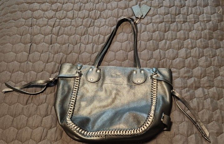 Black leather shoulder bag