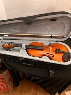 J.nuemann 1/2 scale violin from j.l.strings