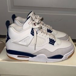 Nike SB x Air Jordan 4 Retro SP 'Navy