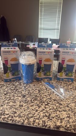Raspa cups frozen magic