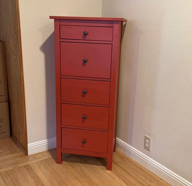 Dresser