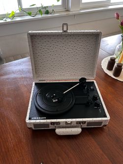 Crosley Vinyl Record Player