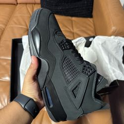 Jordan 4 ‘Black Cat’ 