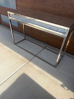 ELEGANT SOFA TABLE