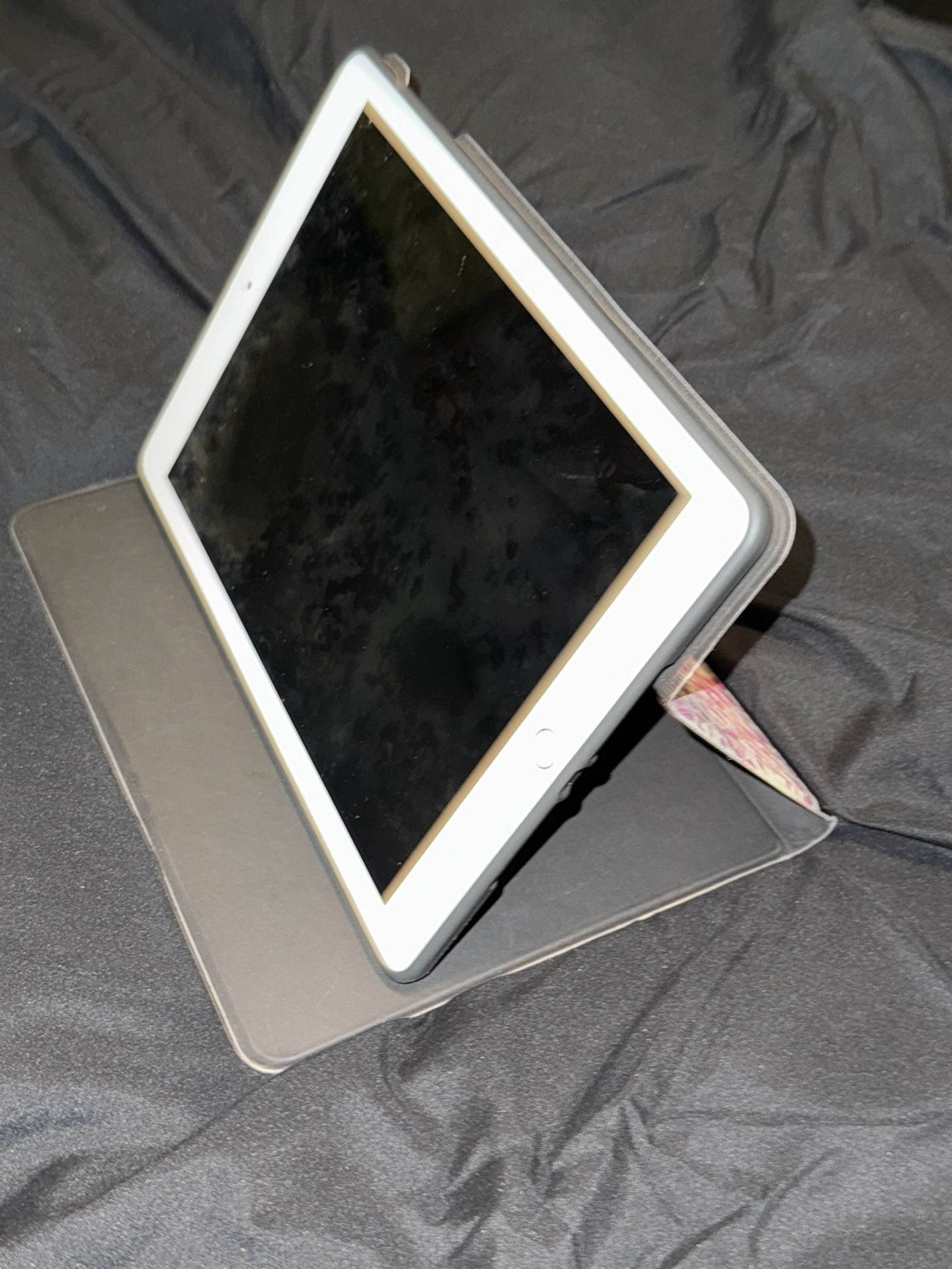 iPad 6th Generation