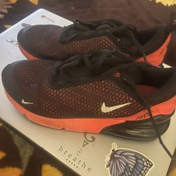 Nike 270