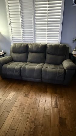 Ashley Power Reclining Loveseat and sofa w/ Console (USB, Cupholders) – 2022 ( Kept covered)