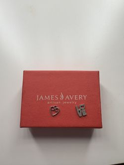 James Avery