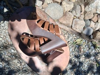 Women's high heel shoe
