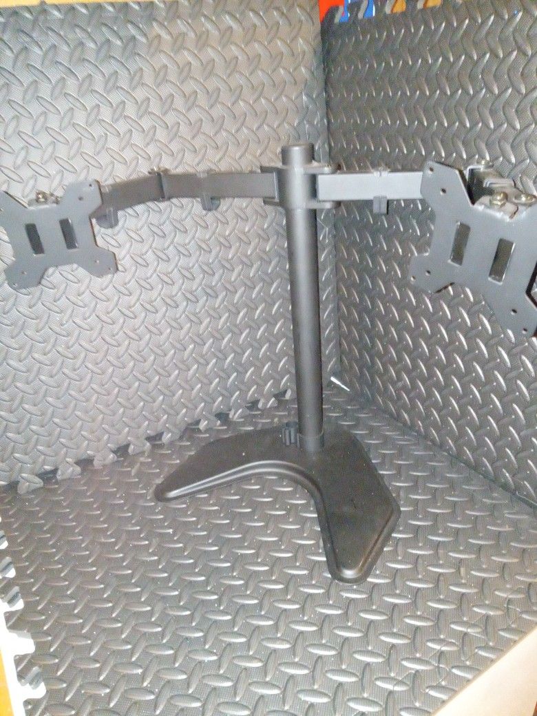 Multiple Monitors Stand