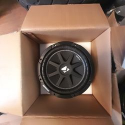 pair of subwoofers Kickers 10"