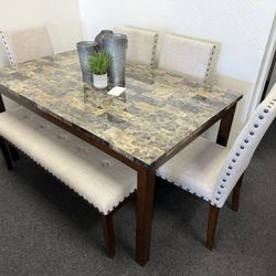 Dining Set 