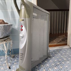 Porcelain Elements Space Heater In Mint Condition For Only $25