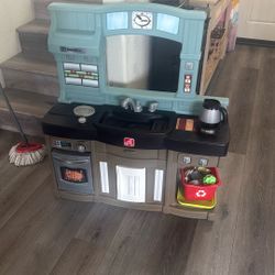 Fisher Price Kids Kitchen 