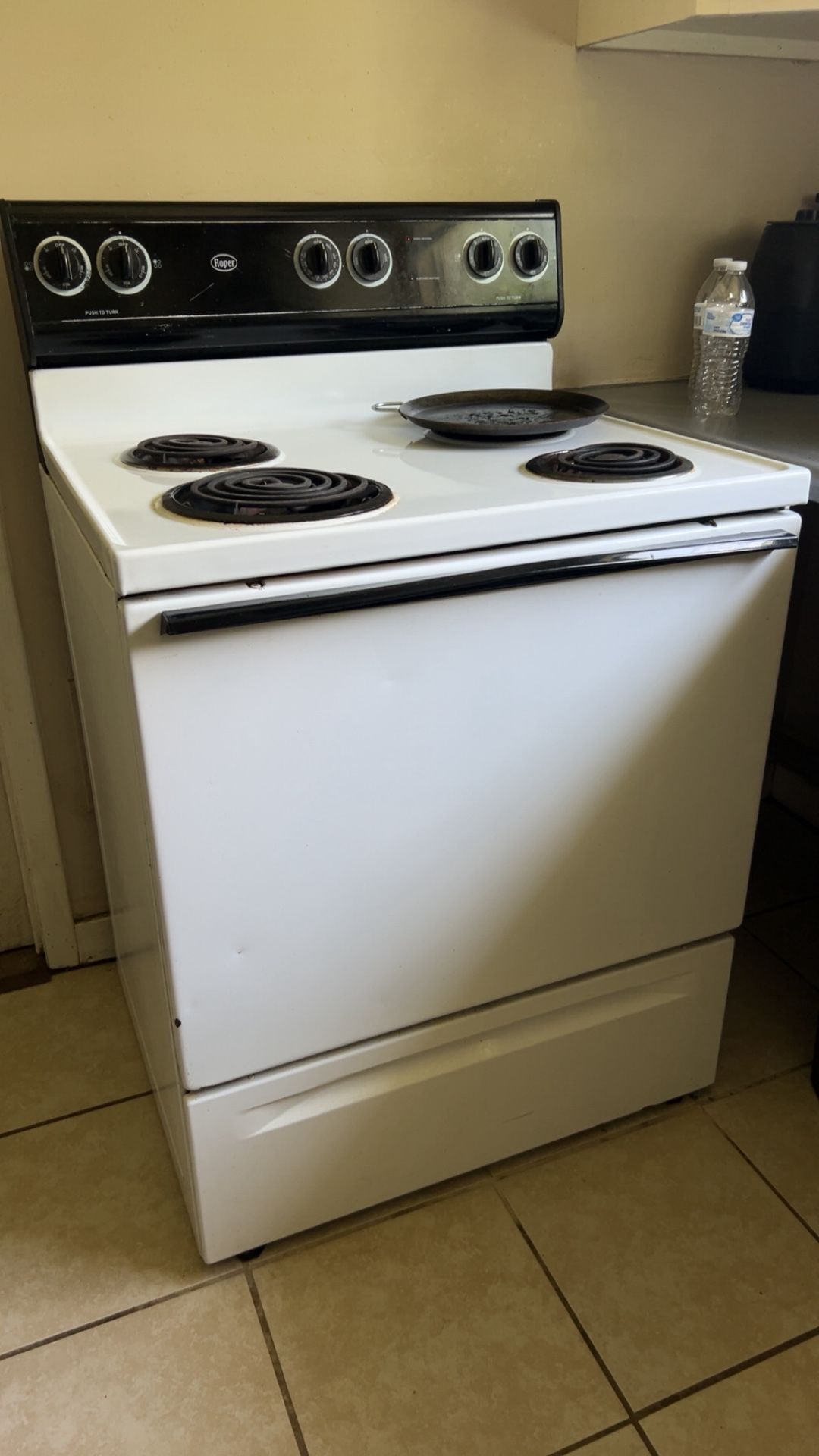 Roper electric Stove