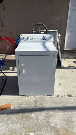 GE 7-cu ft Gas Dryer (White)