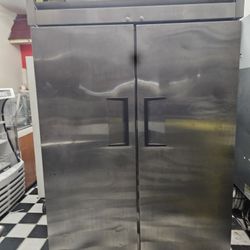 TRUE REFRIGERATOR