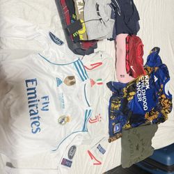 Bag Of Mixed Clothes. Men’s Size M and L. 