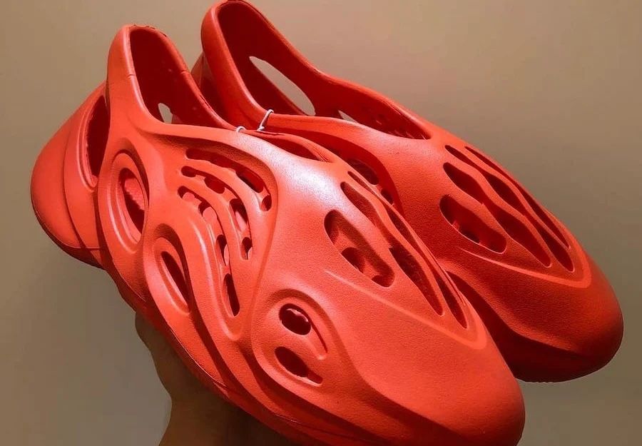 Yeezy Foam Runner Orange