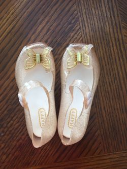 New Gold jelly shoes with butterfly