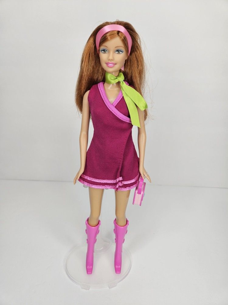 Scooby Doo Barbie as Daphne 55887 CEO Generation Girl