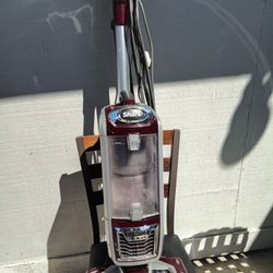 Shark Rotator Lift Away Vacuum Cleaner 