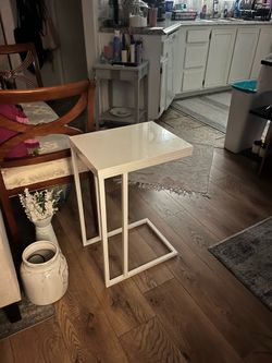 24”17”13” white new ilea cute table