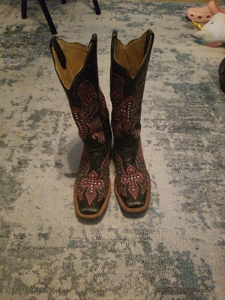 Womens Corral Boots Size 8.5