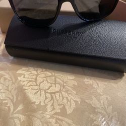 Burberry Sunglasses 