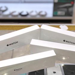 Brand New Apple Watches ⌚️ Series 3.5.SE
