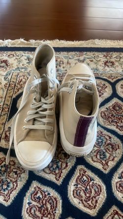 Beige/Hot Pink Converse