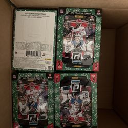 2025 Panini Holiday Donruss Tins