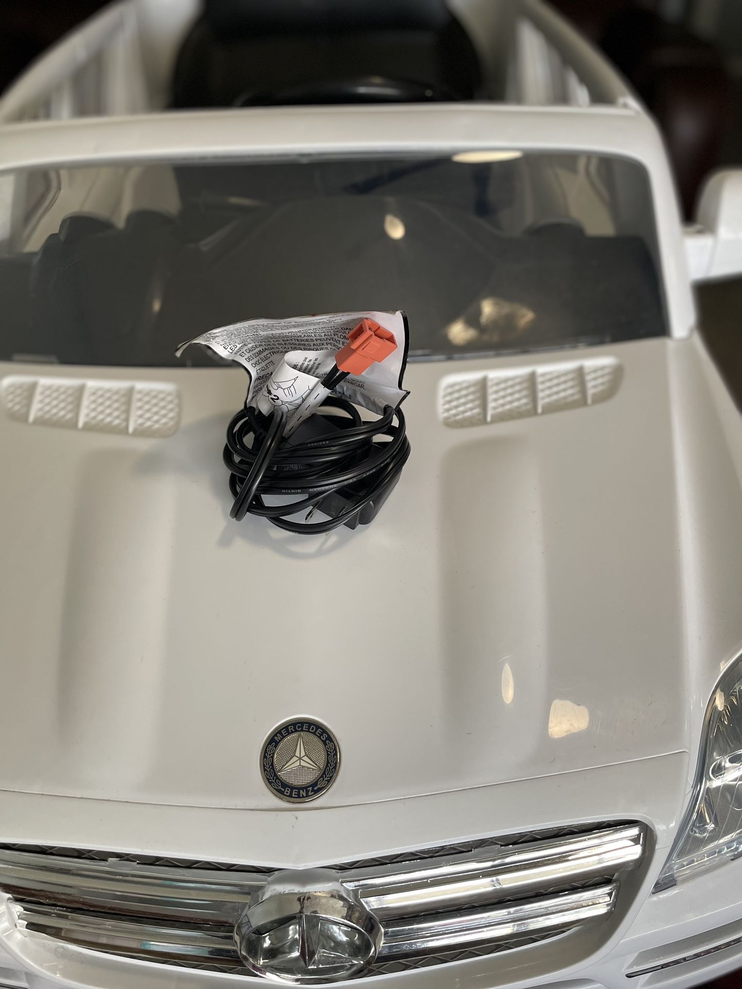 Kids Power Wheel Benz And Lil Girl Frozen Bike