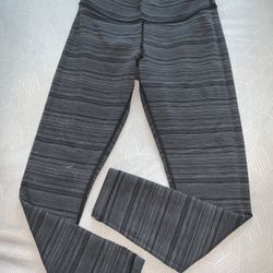 LULULEMON LEGGINGS 🌪