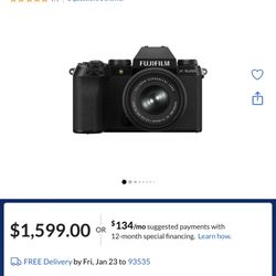 Fujifilm Camera Good Condction Only Used 4 Times I Have More Things  