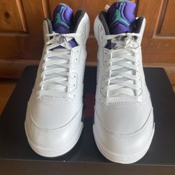 Air Jordan 5/V Retro OG, Grape 🍇 Size 9.
