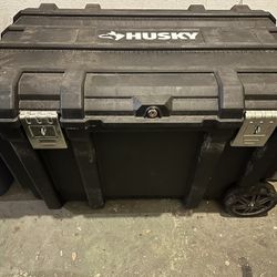 Husky 50 Gallon Rolling Tool Box