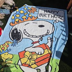 Snoopy And HELLO KITTY 