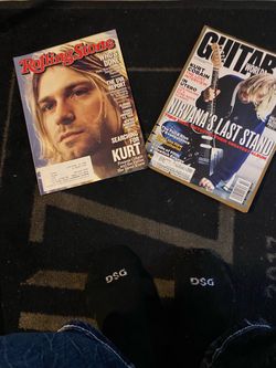 Kurt Cobain Rolling Stone & Guitar World Magazine Lot