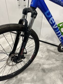 Devinci Cameleon Bicycle