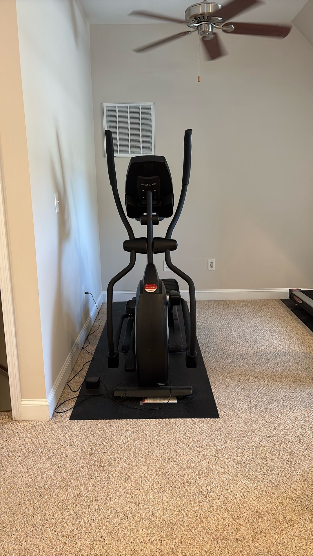 Sole E95 Elliptical Machine