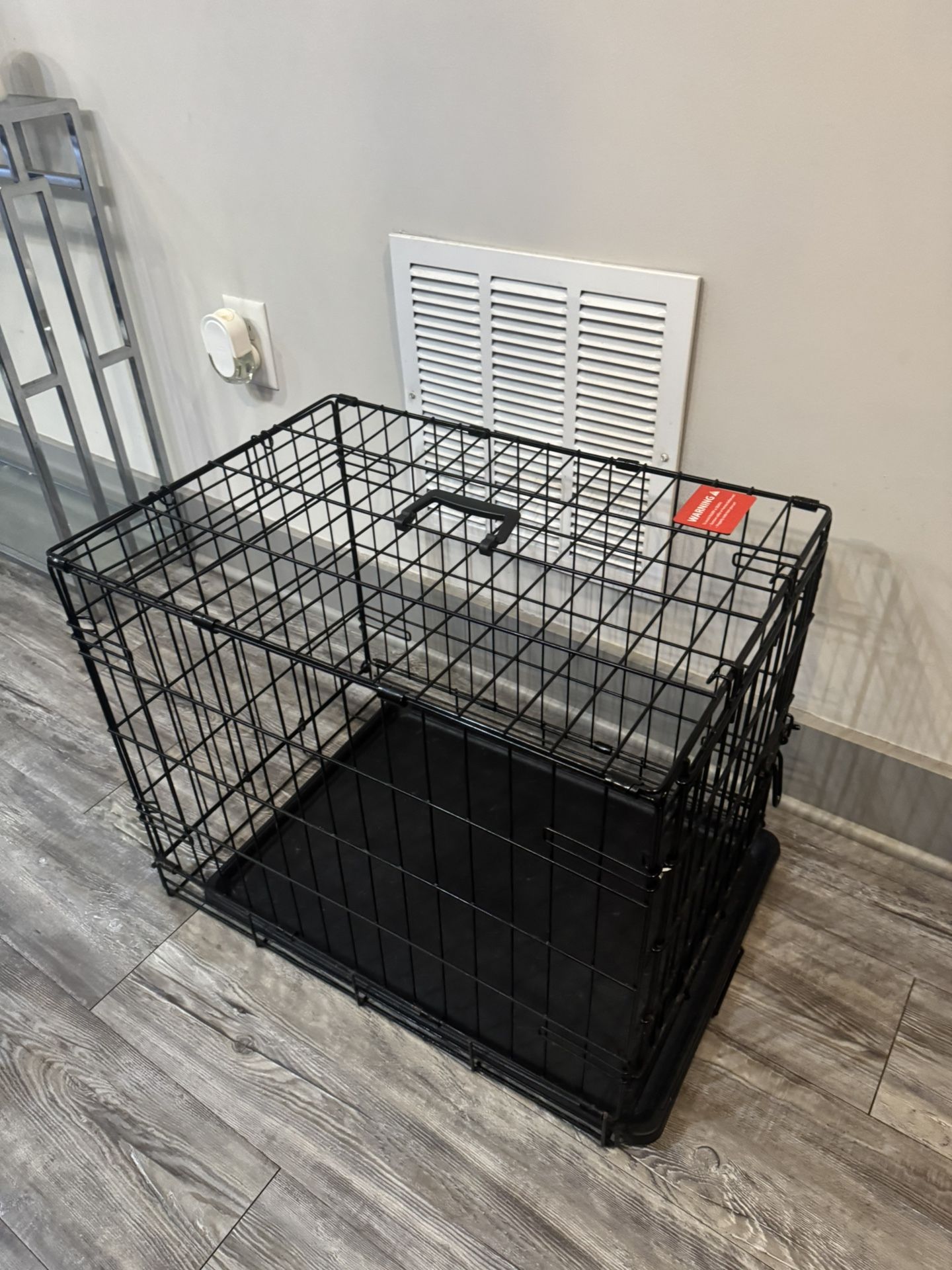 medium size dog kennel 
