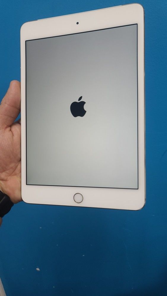Apple IPad 6th Gen 9.7" (wifi) 128GB - 90 Days Warranty - Best Deal In Town