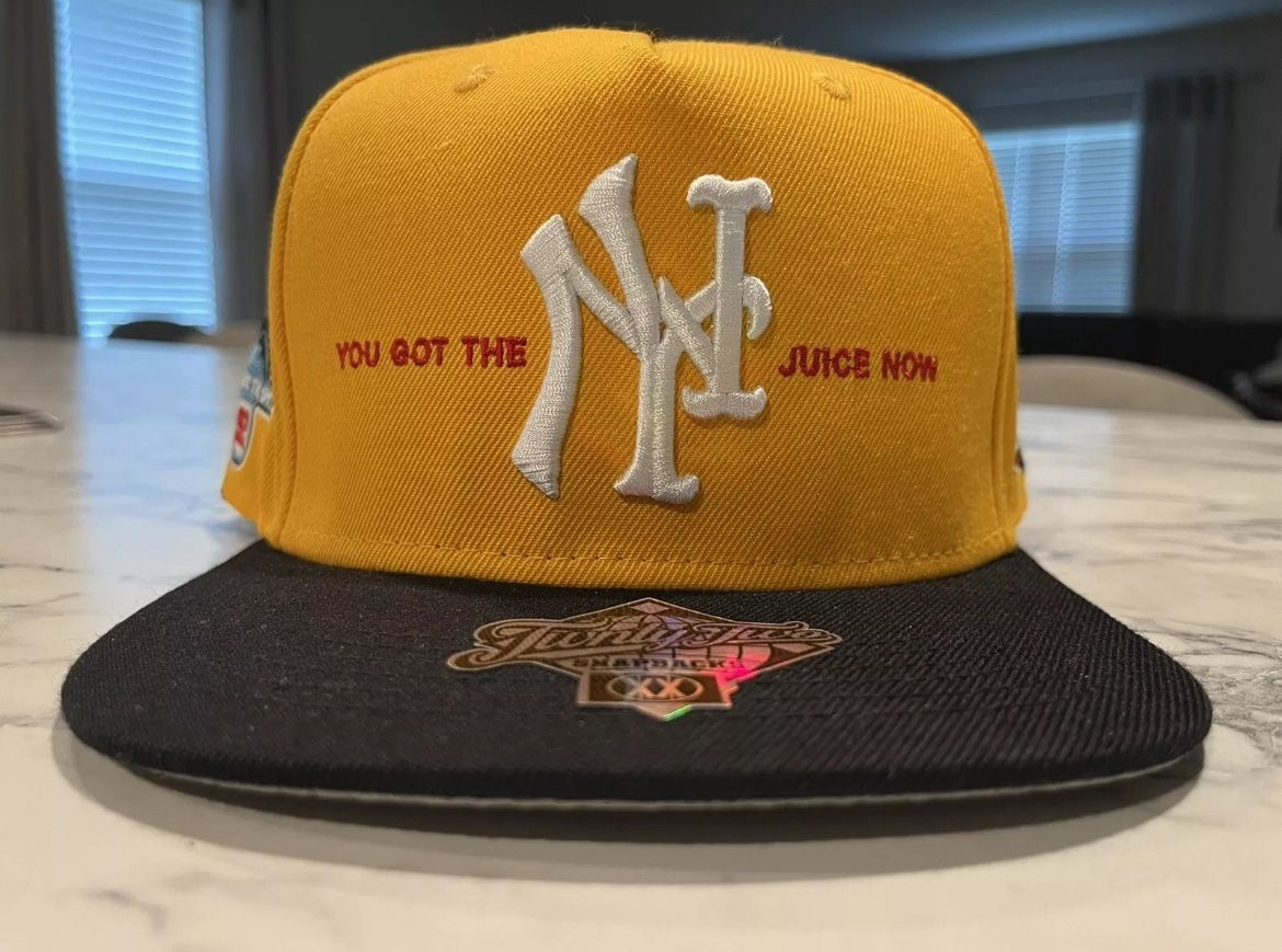 🔥🔥Twnty Two New York Yankees x Mets Juice Movie Themed SnapBack 🔥🔥 Rare