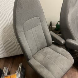 Chevy/GMC Can Seats